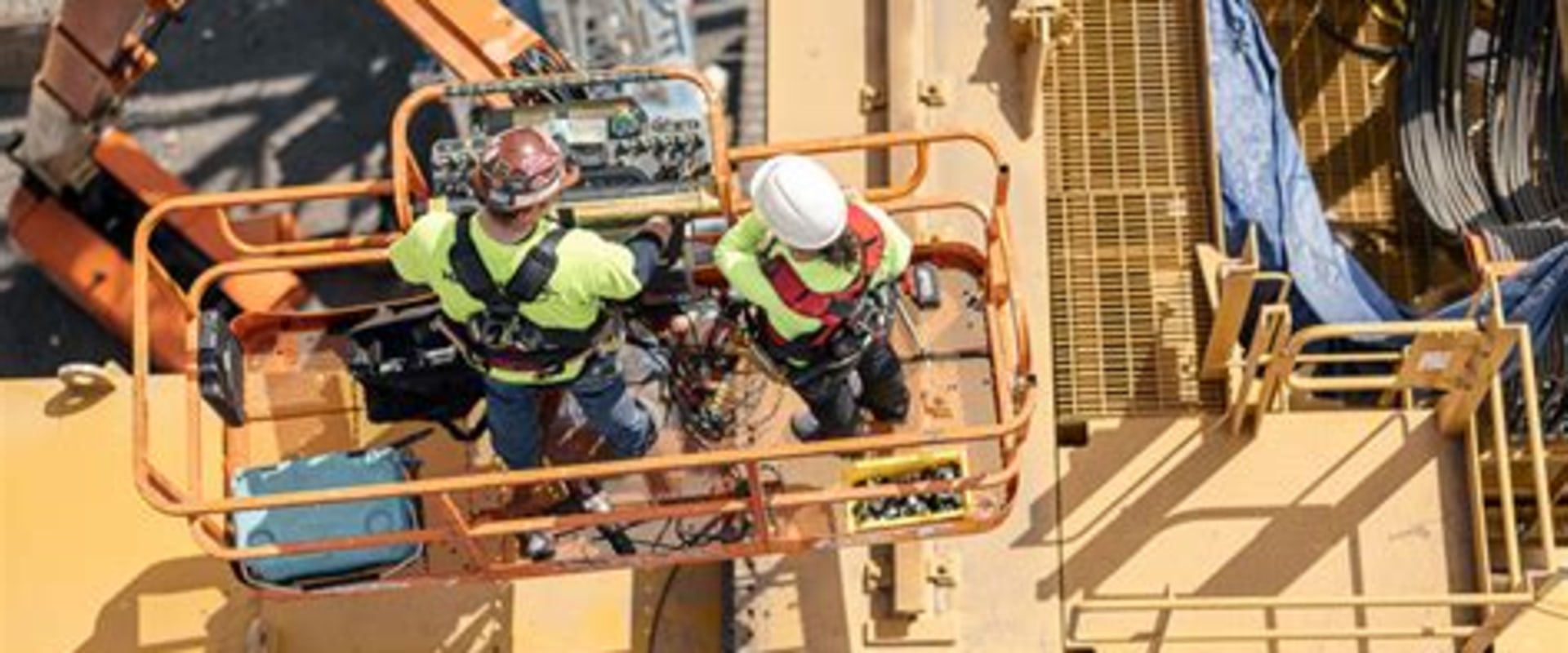 Understanding Crane Rental Services: Maintenance and Repair Options