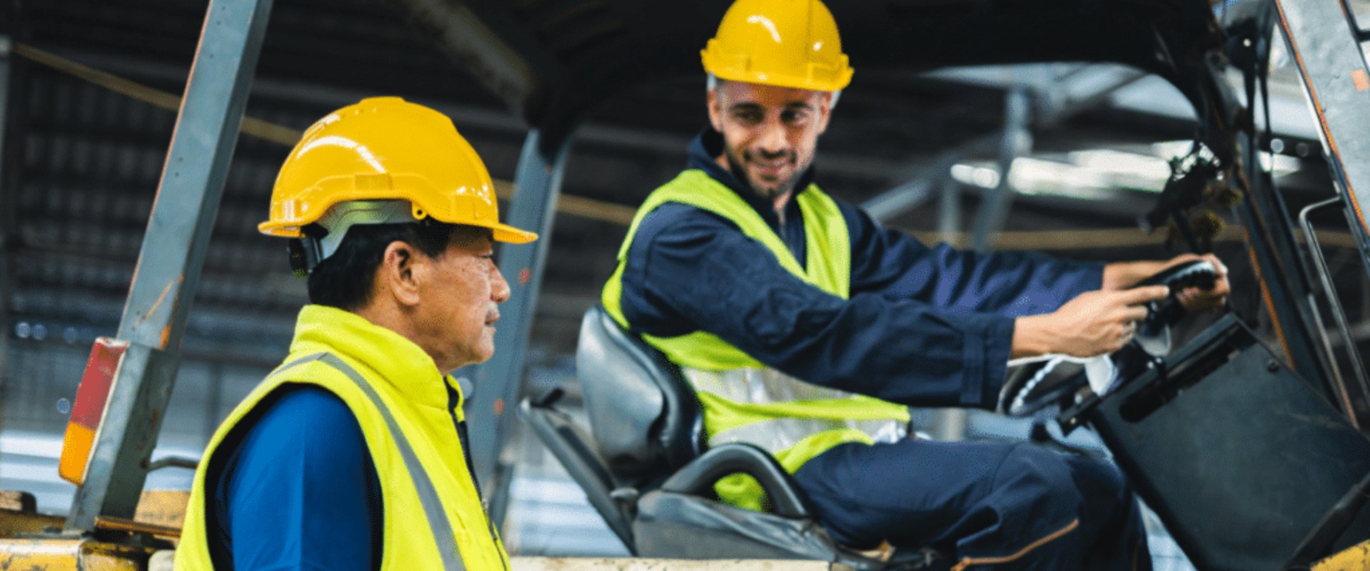 Understanding Crane Rental Services: Training and Certification Programs
