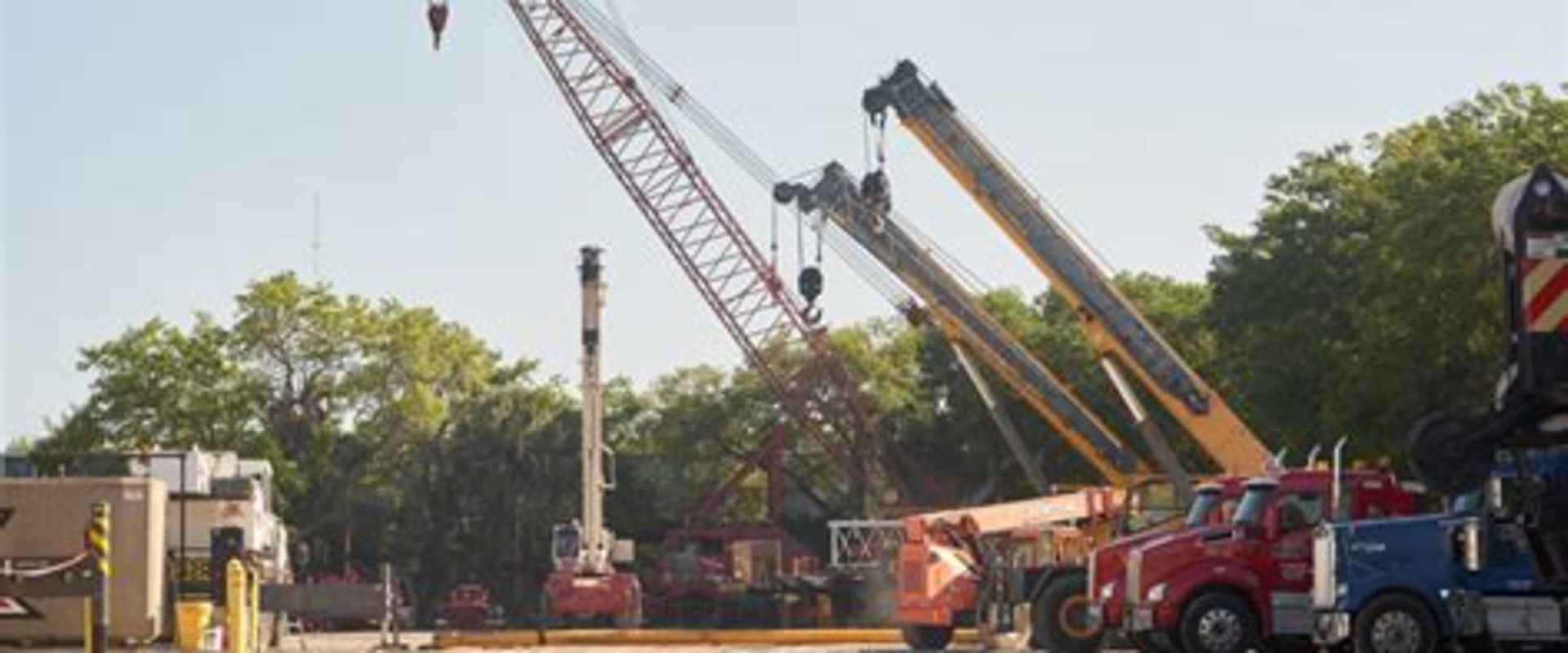 Understanding the Availability of Crane Rental Services