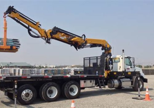 Exploring Crane Rental Services: Equipment and Attachments for Your Needs